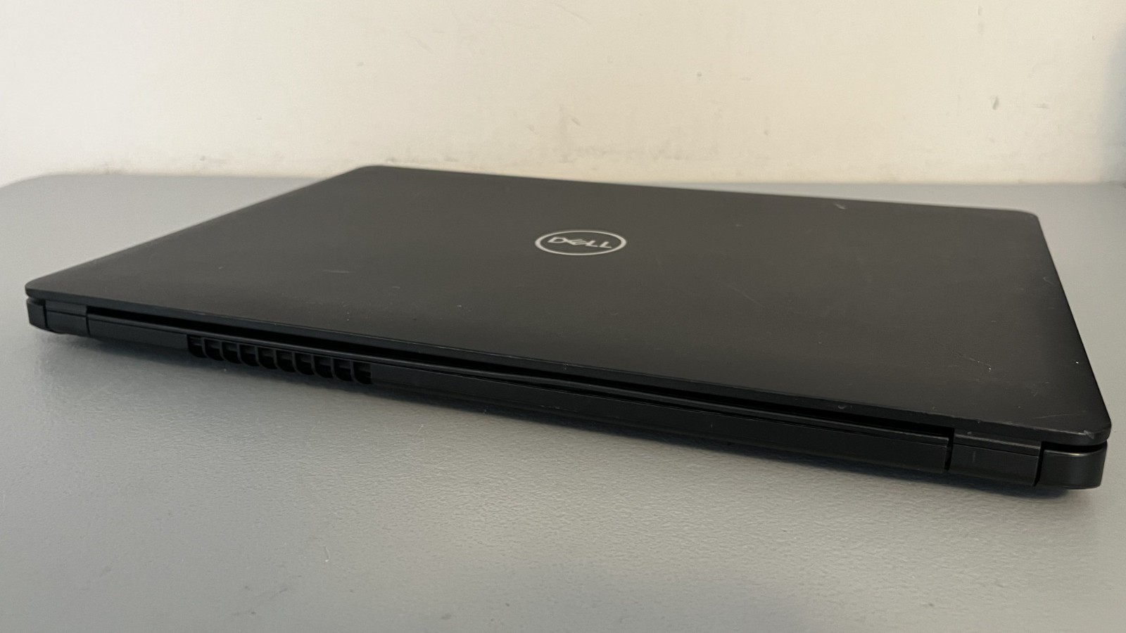 💻 Dell Latitude 3580 Intel i7-7500U 2.7GHz 8GB RAM 256GB SSD Radeon R5 W11 LTSC