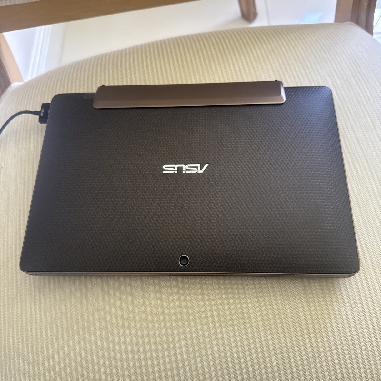 Asus Eee Pad Transformer TF101, Android 4.0.3 Read Description!