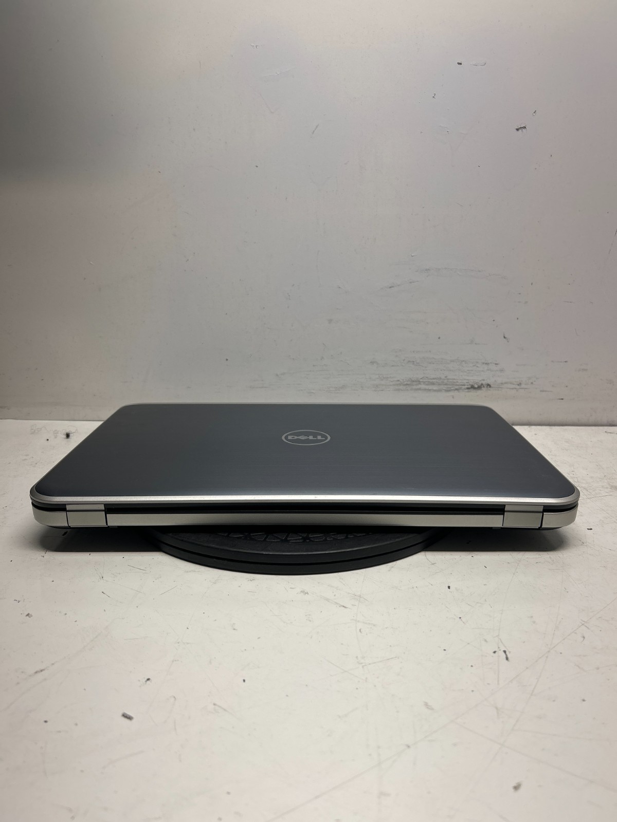 Dell Inspirion 5721 Intel i5-3337U 1.80GHz 8GB NO HDD