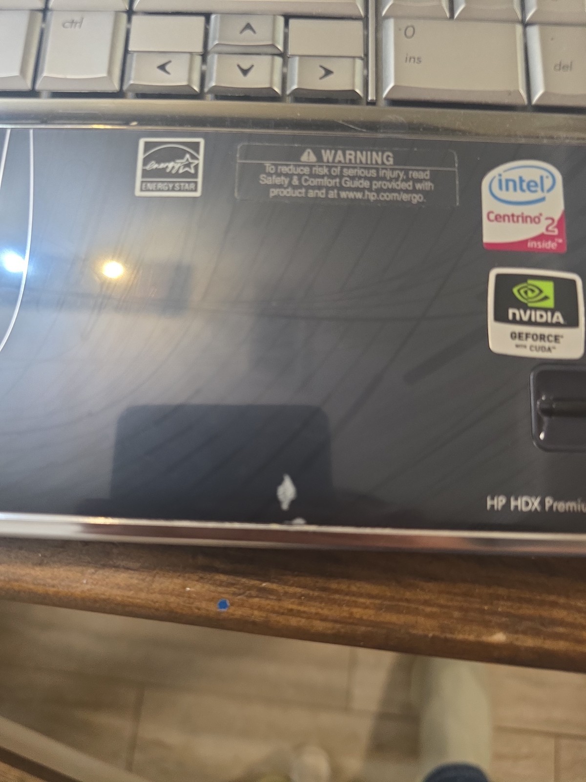HP HDX16 X16-1140us Intel Core 2 Duo P8600 2.40 GHz 4GB READ!