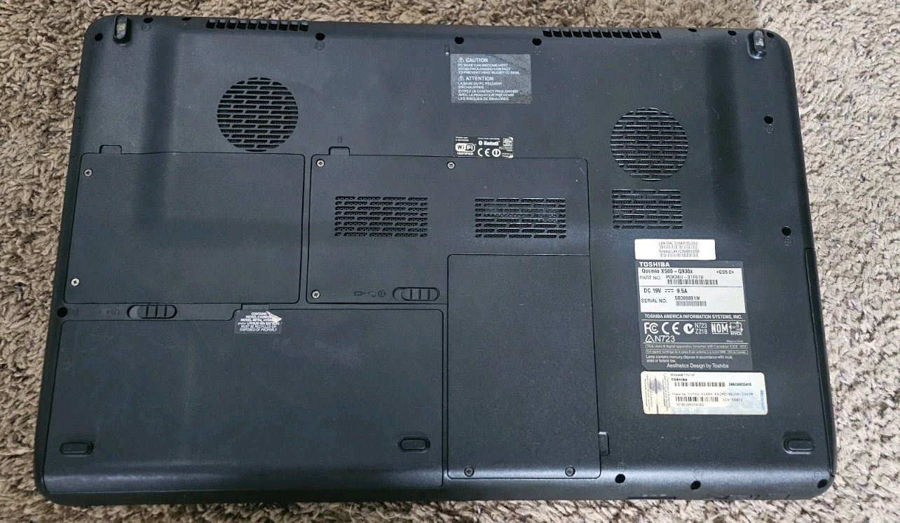 Toshiba Qosmio X500-Q930X i7-2630QM, 16GB RAM, 500GB SSD, 2TB HDD, Win 10 Pro