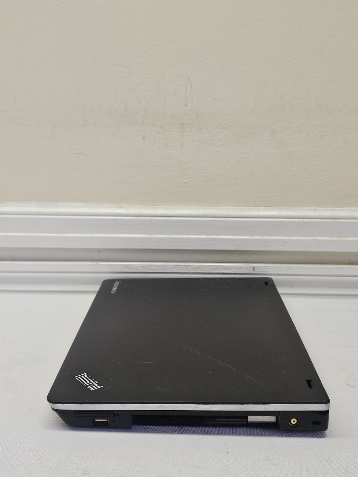 Lenovo ThinkPad E520 Laptop – i5-2410M – 8GB RAM – 80GB HDD – NO BATT READ DESC.