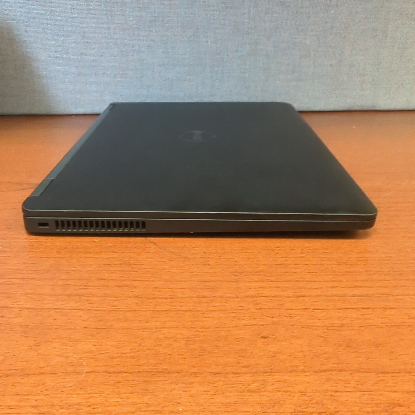 Dell Latitude E7470 Core i5-6300U 2.40GHz 8GB RAM 256GB HDD Win 10 Pro