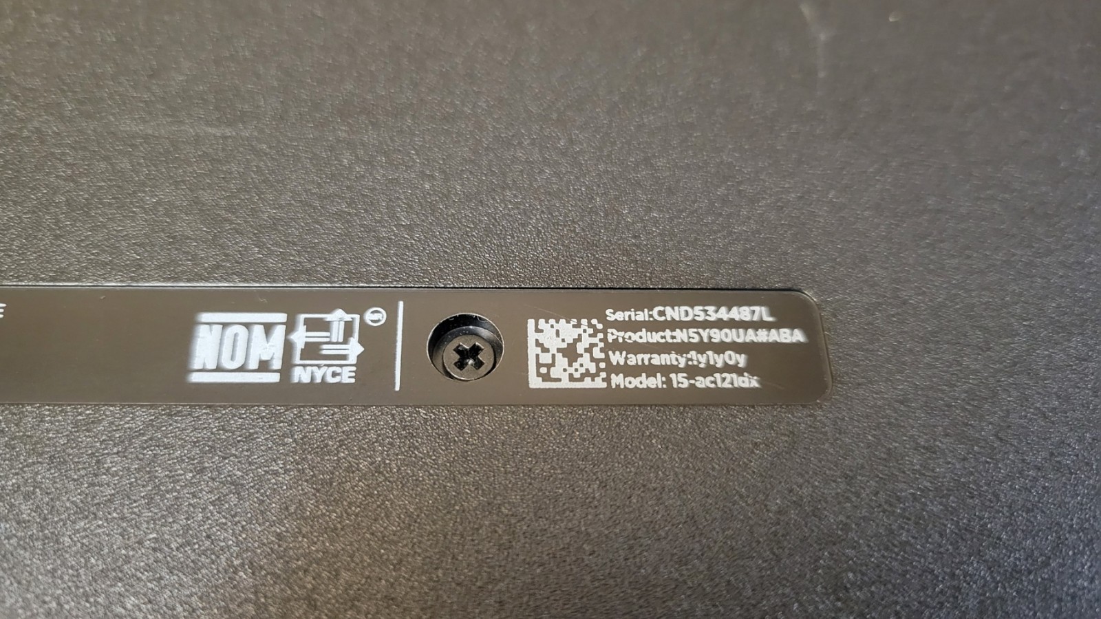HP 15 AC121DX LAPTOP | INTEL I3 5010U | 6GB RAM | 320GB HDD | Win 10