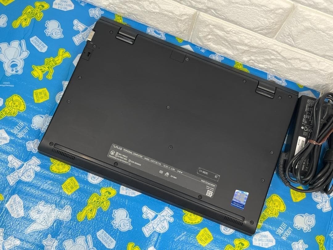 VAIO Pro PJ VJPJ13C11N i5-1035G1 8GB 256GB NVMe SSD 12.5″ FHD Win11 Pro