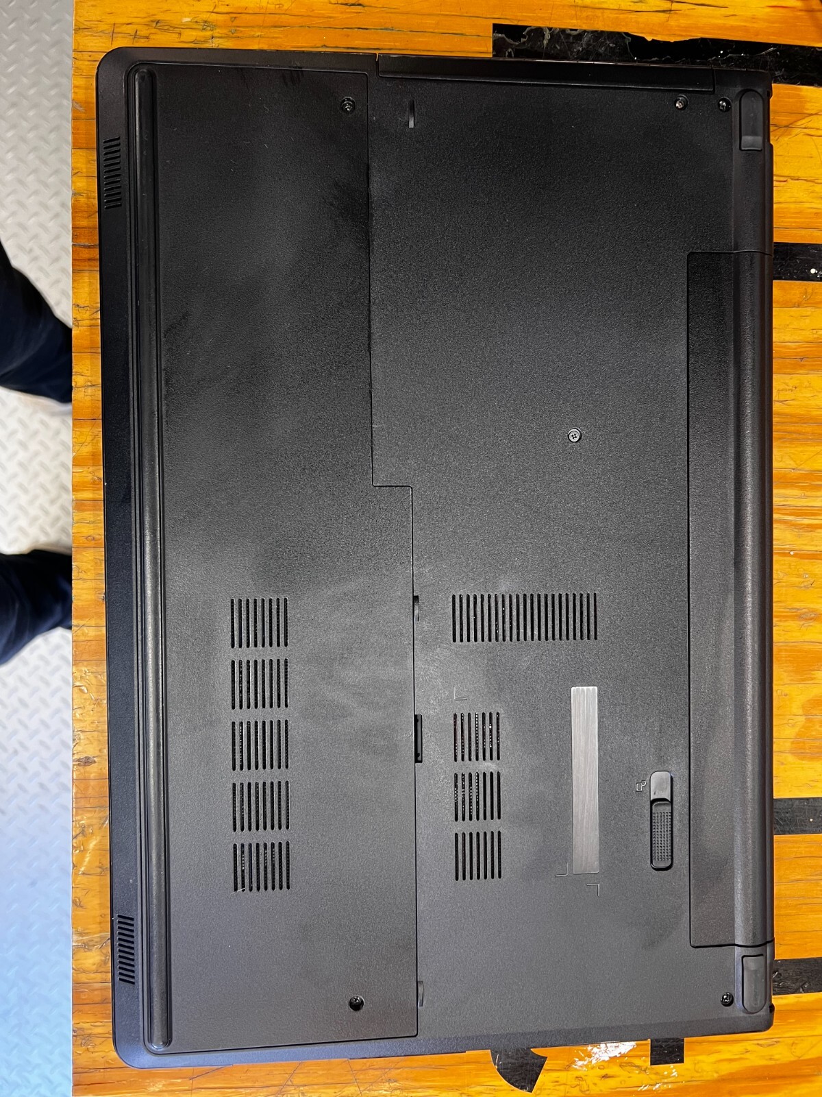 Dell Inspiron 15 5566 i7-6650U 2.2ghz 16gb RAM 120GB SSD Windows 11 Charger