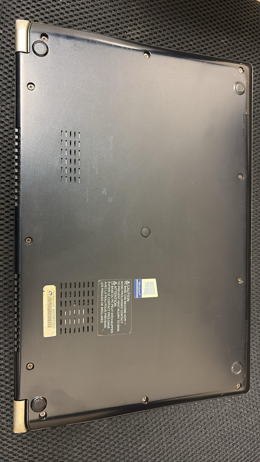 Toshiba Tecra X40-D 14″ Touch i7-7600U 8GB 256GB NVMe Win 10