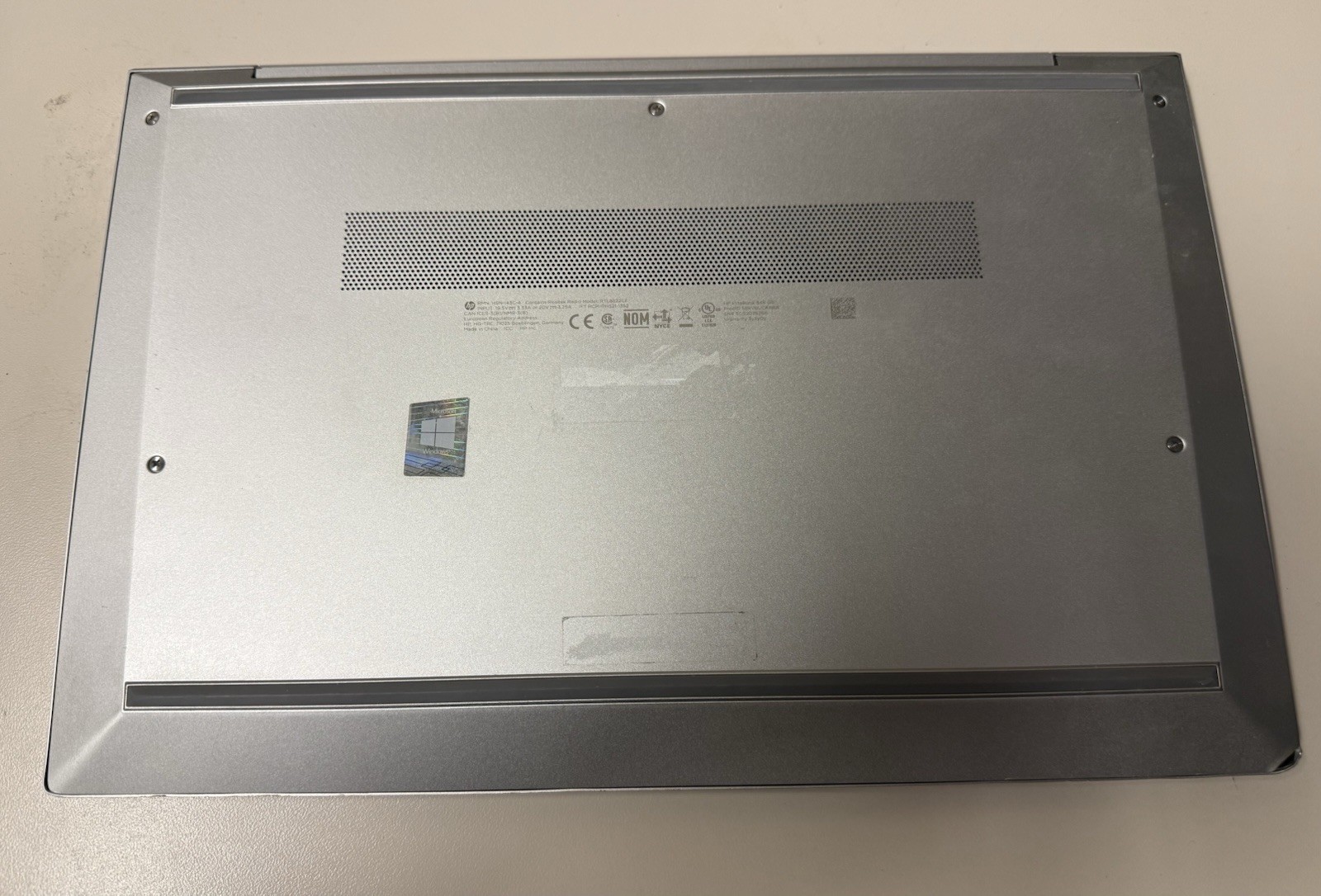 HP Elitebook 845 G8 Working – READ DESCRIPTION