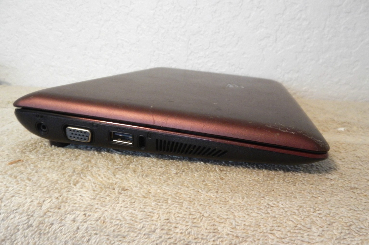 ASUS EEE 1005HAB Mini Notebook 2G Atom-N270 1.6 160HD Wifi Cam WinXP + CHGR BATT