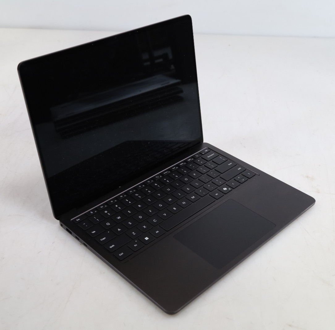 Microsoft Surface 2107 7th Edition 13.8″ Ultra 7 268V 32GB 512GB SSD No COA OS