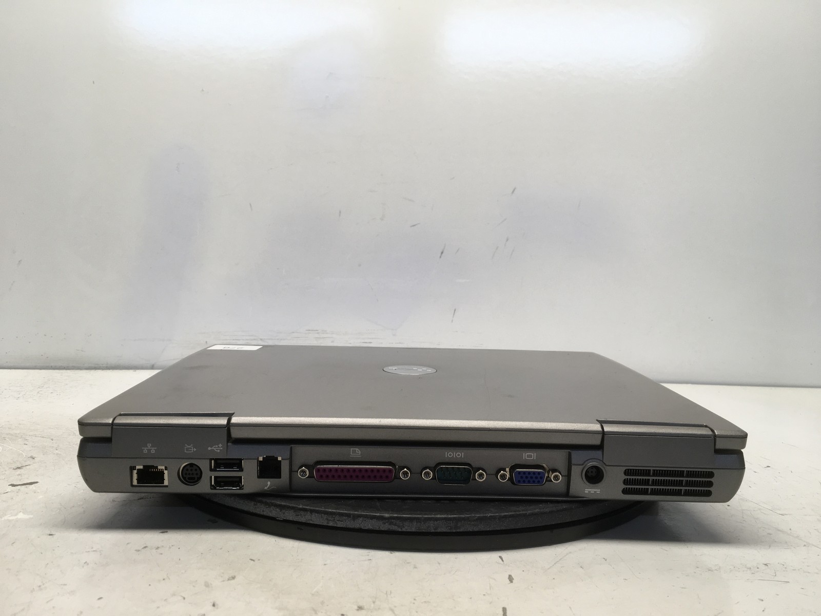 Dell Latitude D610 Intel Pentium M 06D8 2.13GHz 512 MB NO HDD No Batt