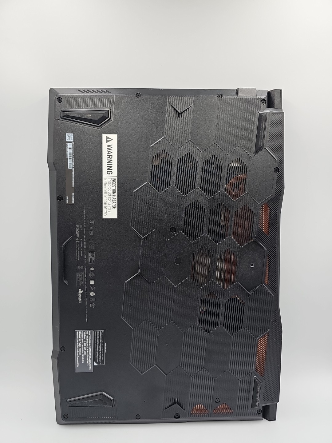 MSI Katana A17 (AIBV8) AMD Ryzen 9 8945HS 32GB 1TB SSD NVIDIA GeForce RTX 4050