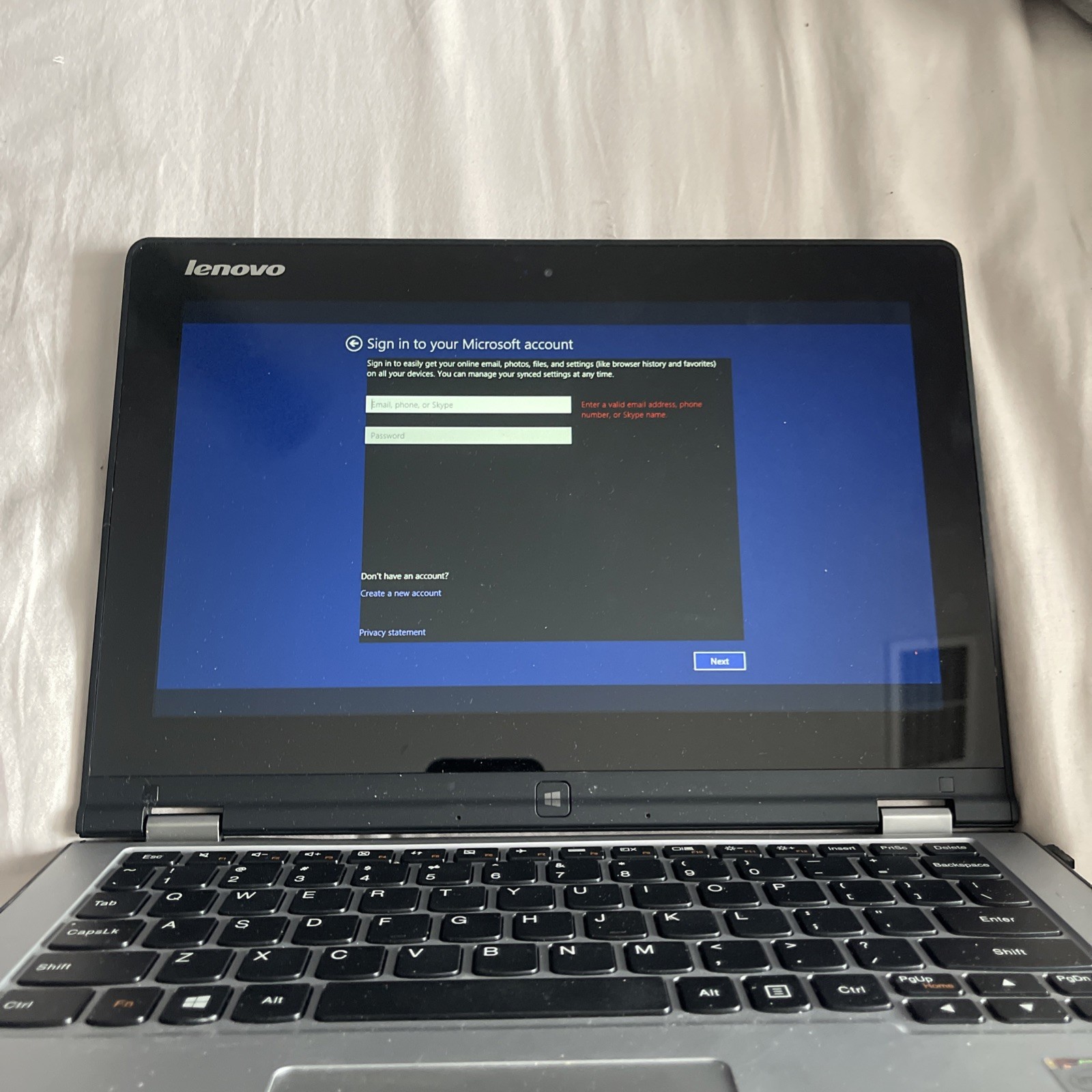 Lenovo Yoga 2 11 Pentium N3540 4GB 500GB Touchscreen 2 in 1 Windows 8.1 Laptop