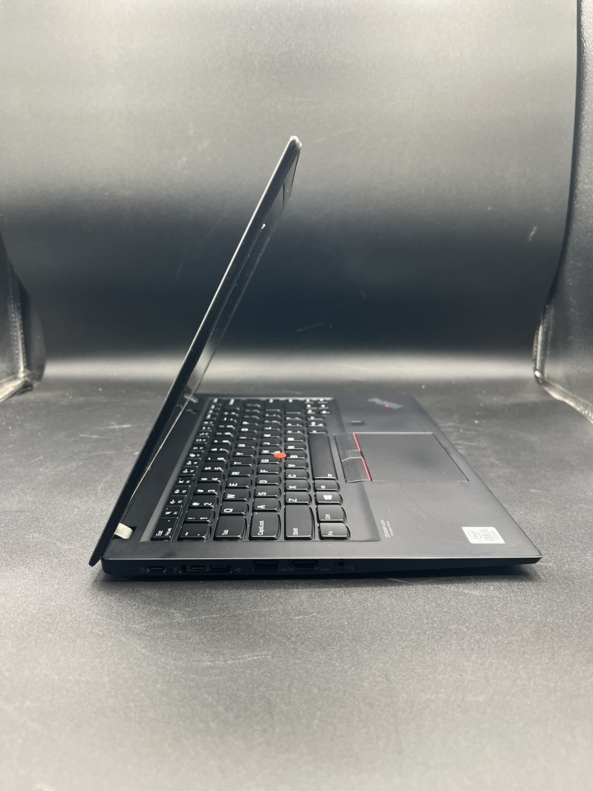 Lenovo ThinkPad T14s Gen 1 Intel i5-10210U 1.6GHz 16GB 512GB No OS