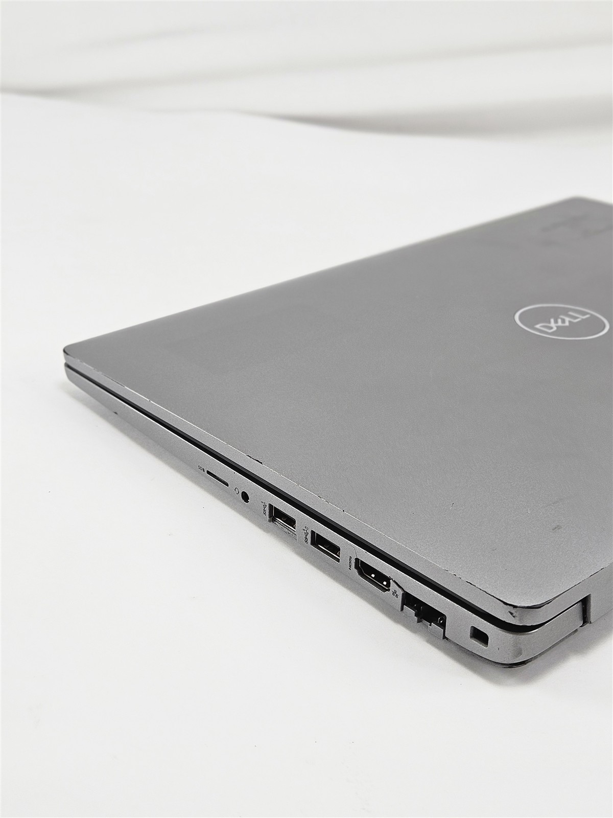 Dell Precision 3570 Intel Core i7-1255U 16GB 256GB SSD 15.6″ Nvidia T550