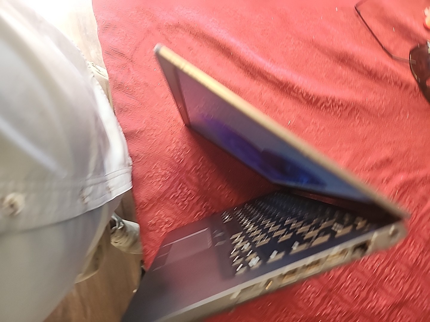 Dell Latitude 5401 14″ (i5-9400H, 2.5GHz, 16GB RAM 256GB) Win11 Pro + Charger