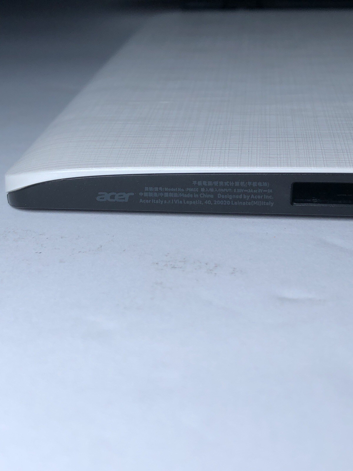 Acer Aspire Switch 10” White Notebook Laptop *FOR PARTS/REPAIR **Read