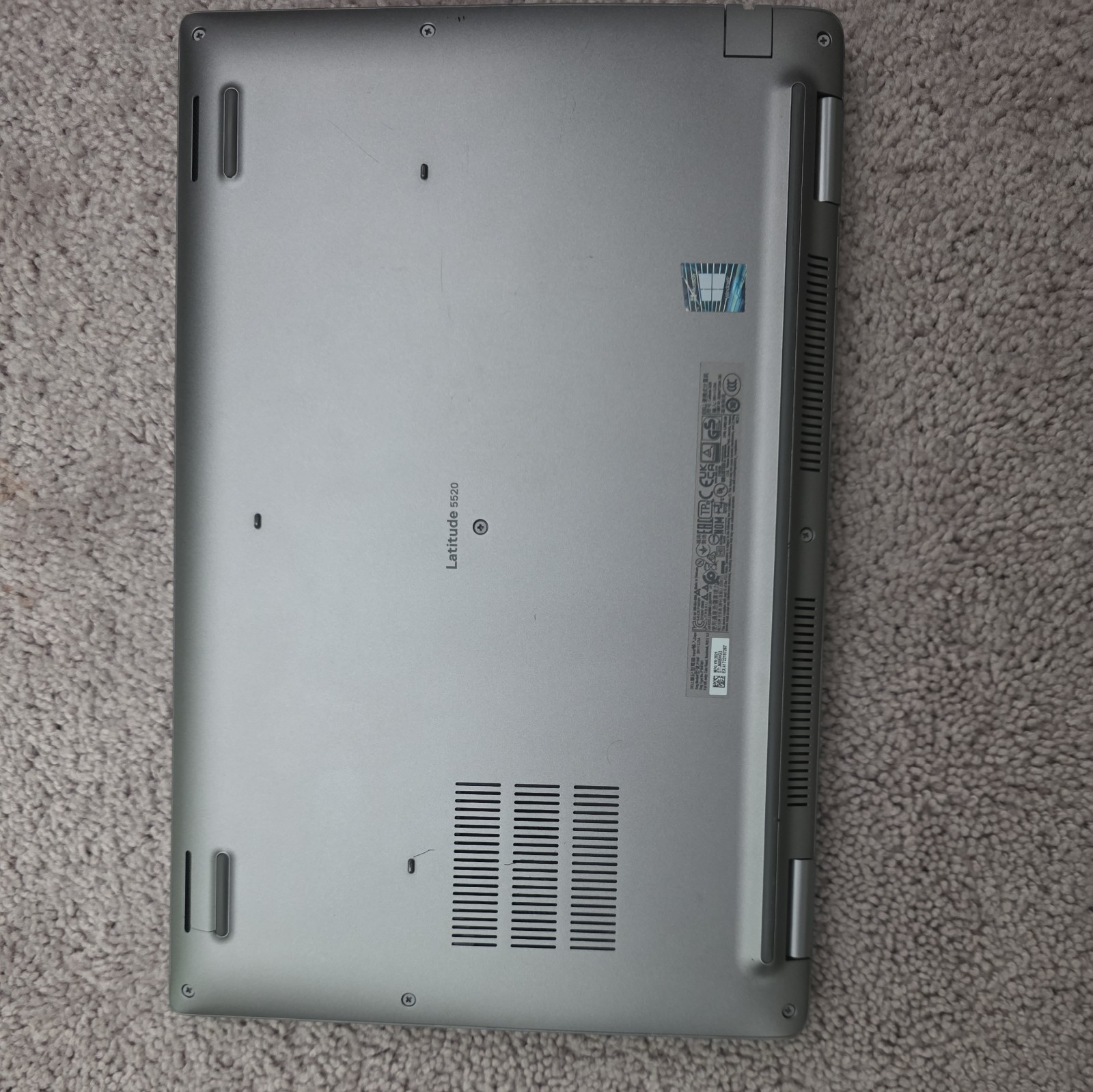 Dell Latitude 5520 Laptop 15.6″ FHD vPro i5 1145G7 16GB 512gb NVME Win 11 P CAM