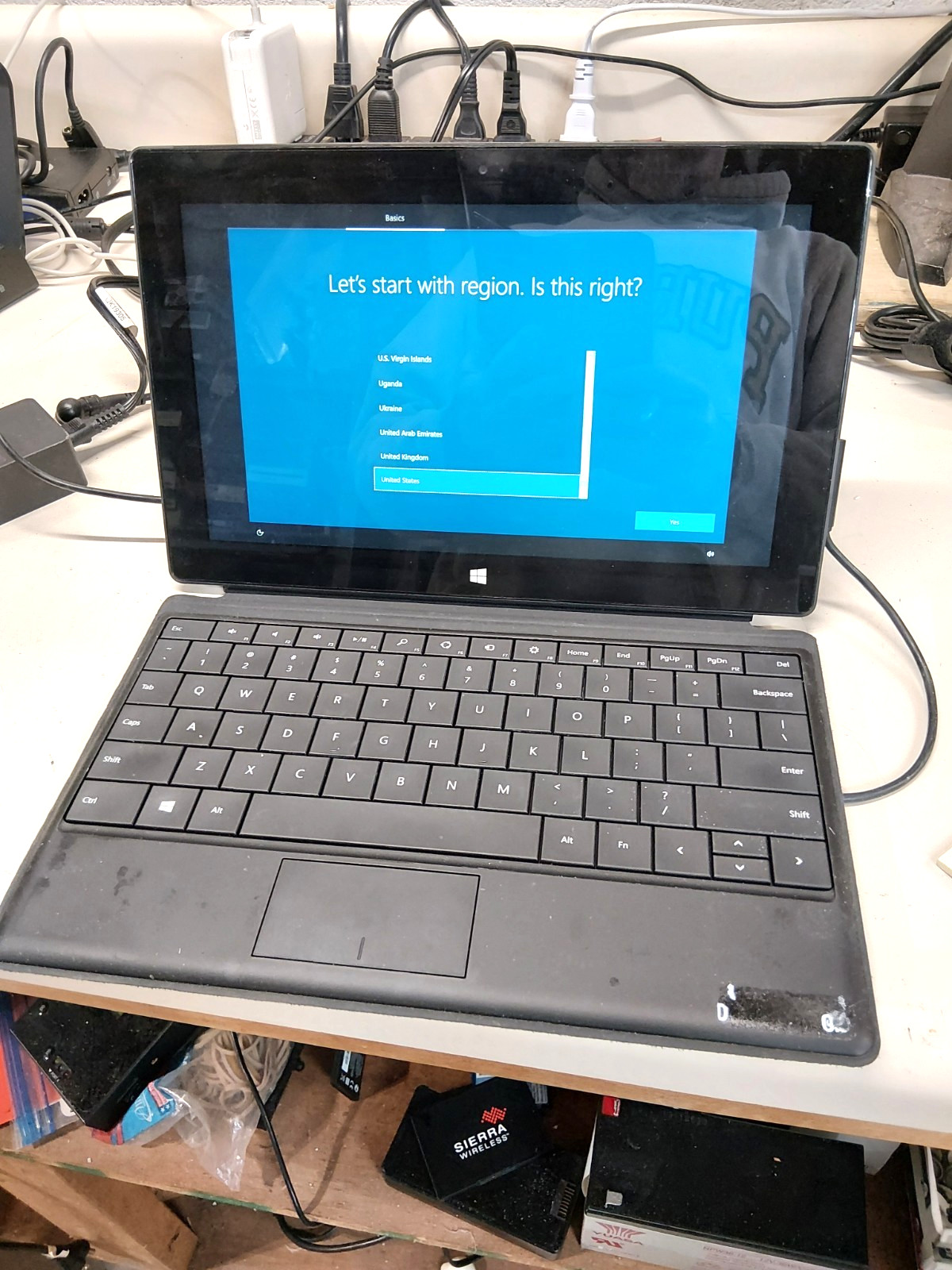 Microsoft Surface Pro 1514 Intel i5-3317U 4GB RAM 64GB SSD