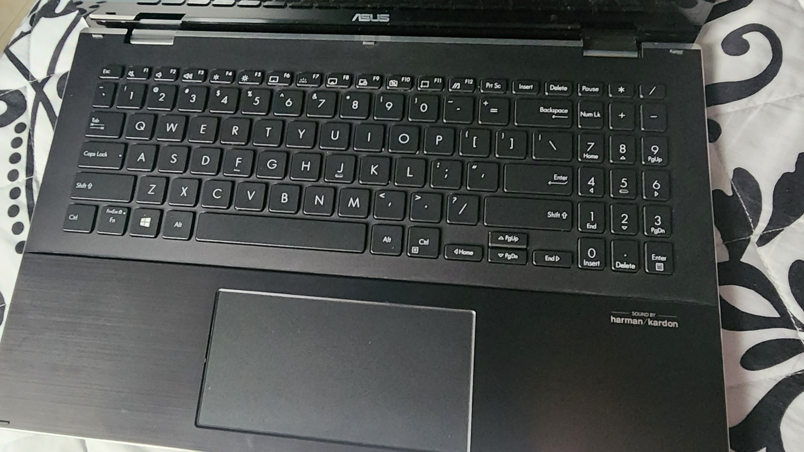 ASUS Zenbook Flip 14 Laptop with Touchscreen, 360 screen, 1TB mem; Black