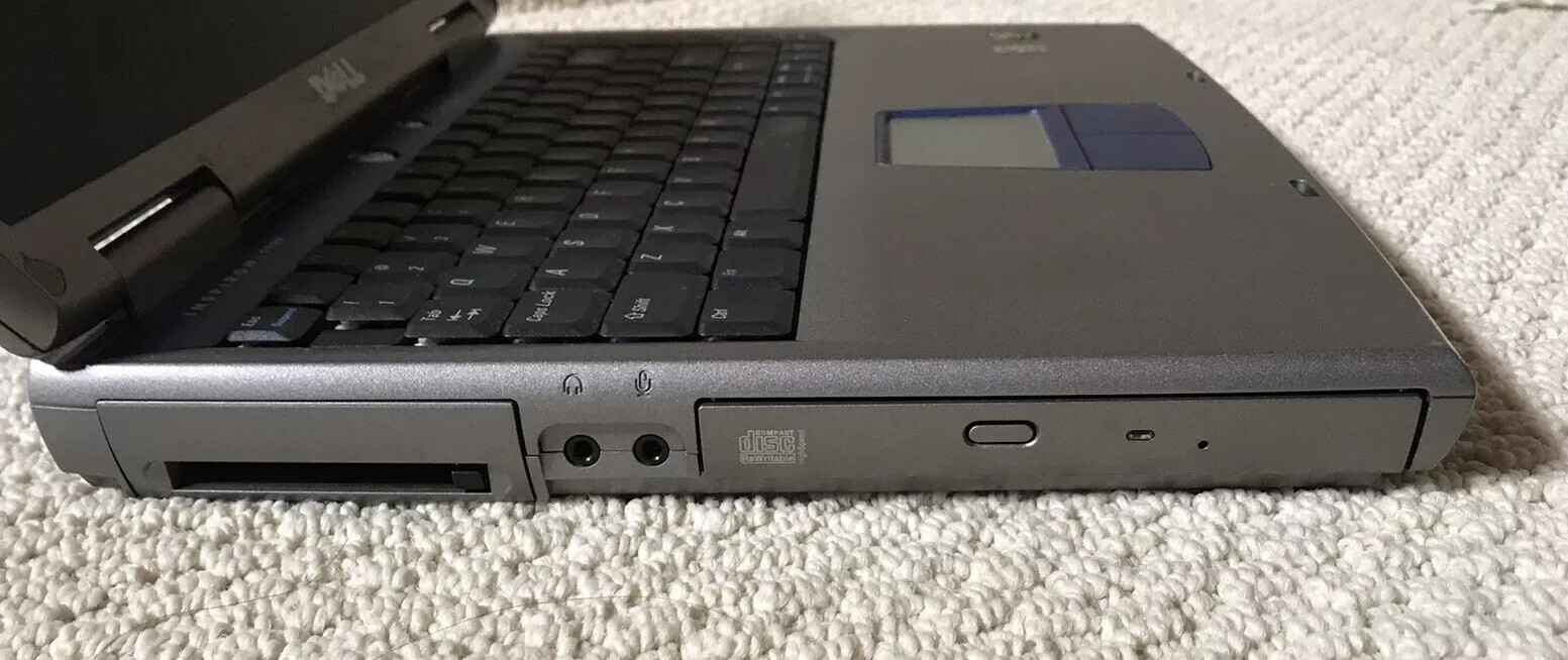 Dell Inspiron 1100 15in. Laptop Parts Only 512 msg of RAM no HD
