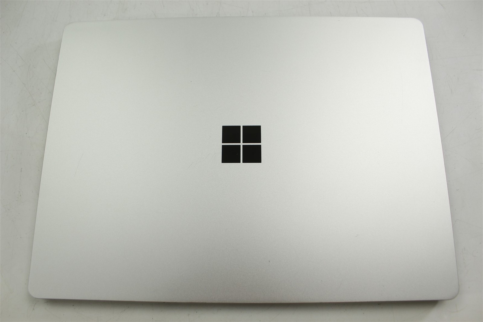 Microsoft Surface Laptop Go 2 2013 12.4″ i5-1135G7 256GB SSD 16GB RAM W11H