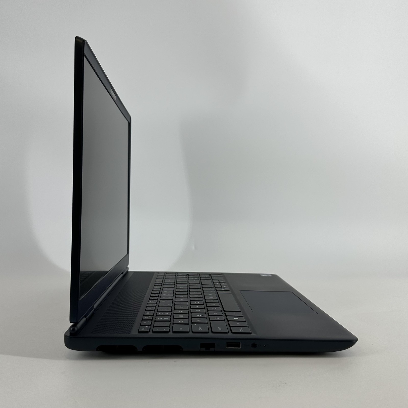 Dell Alienware 16X Aurora 240Hz QHD+ 2.7 GHz Ultra 9 275HX 32GB 2TB SSD RTX 5070
