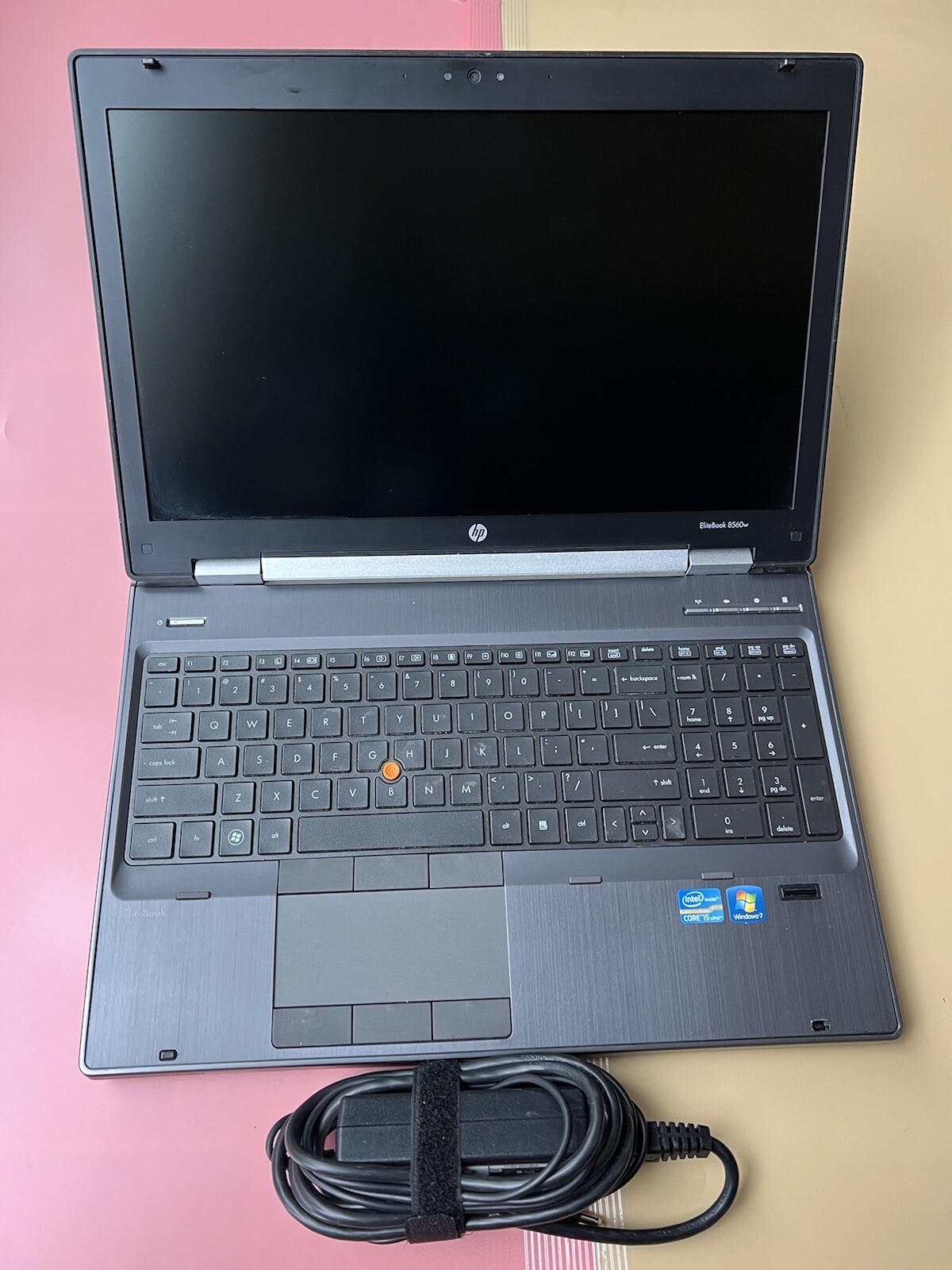 HP Elitebook 8560W Core i5-2540M 12GB RAM 500GB WEBCAM BLUETOOT BACKLIT 1600X900