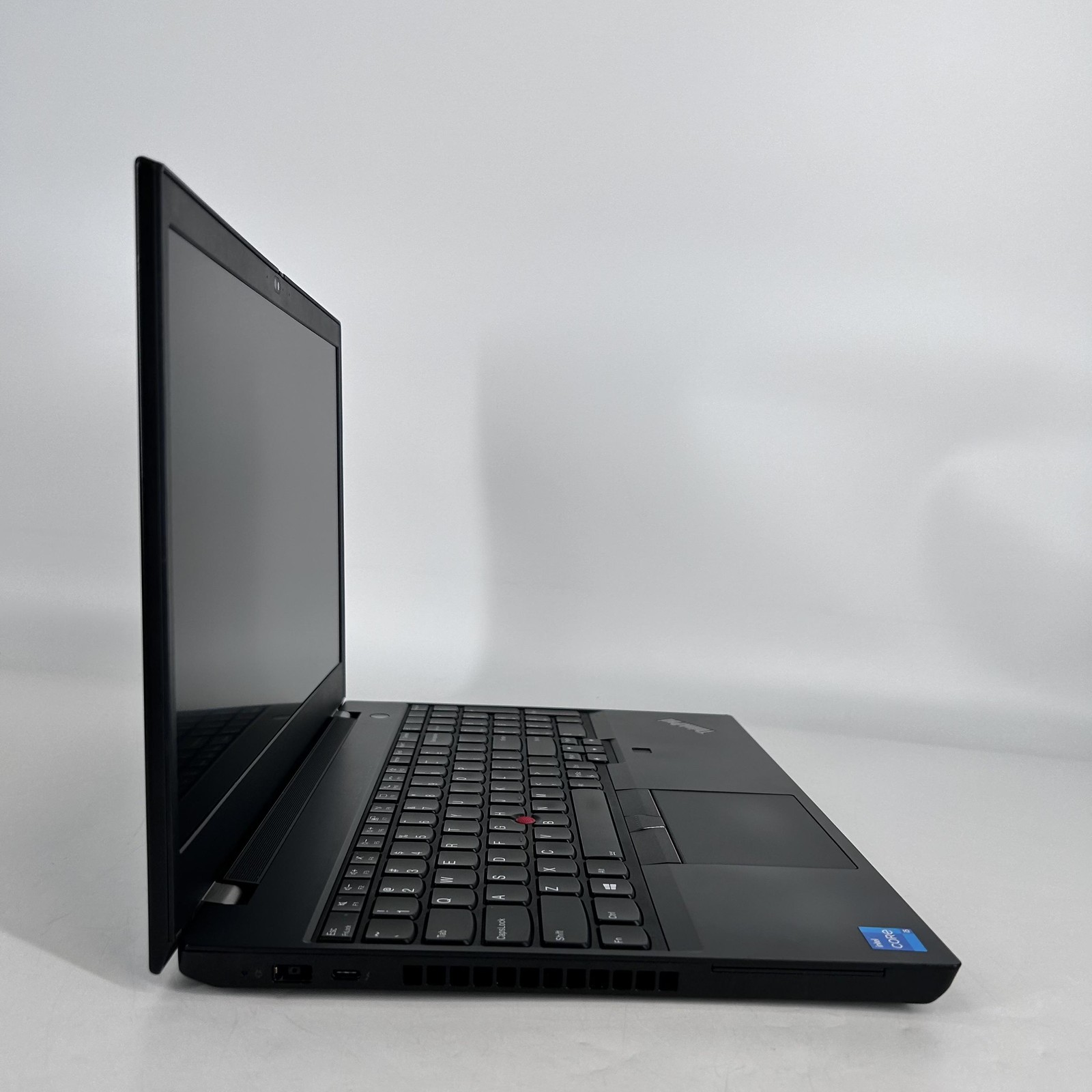 Lenovo ThinkPad T15p Gen 2 Black FHD i5-11400H 2.70GHz 16GB 512GB WHITE SPOTS