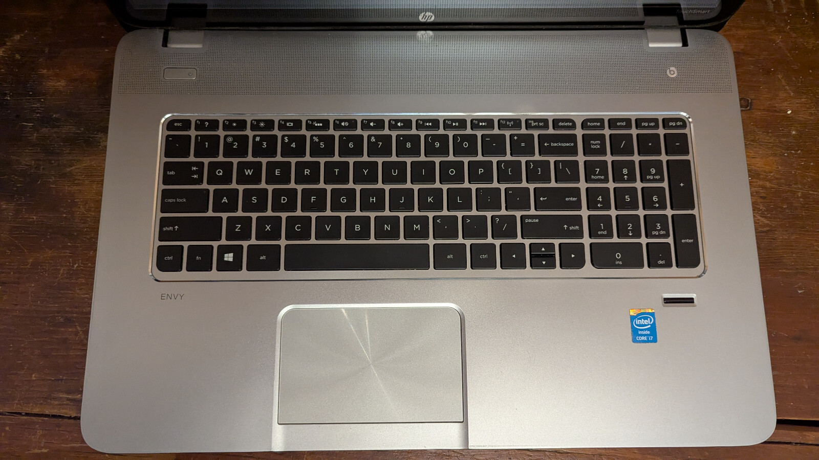 HP ENVY 17″ Laptop 8G 1TB i7-4700MQ – Touch Beats WORKS – Issue is Broken Hinges
