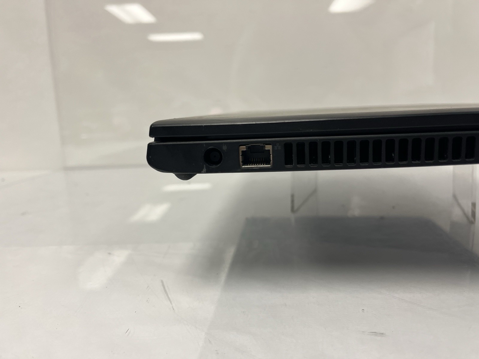 Dell Latitude 3570 Intel Core i7-6500U 2.50Ghz 8GB Ram 500GB HDD NO OS