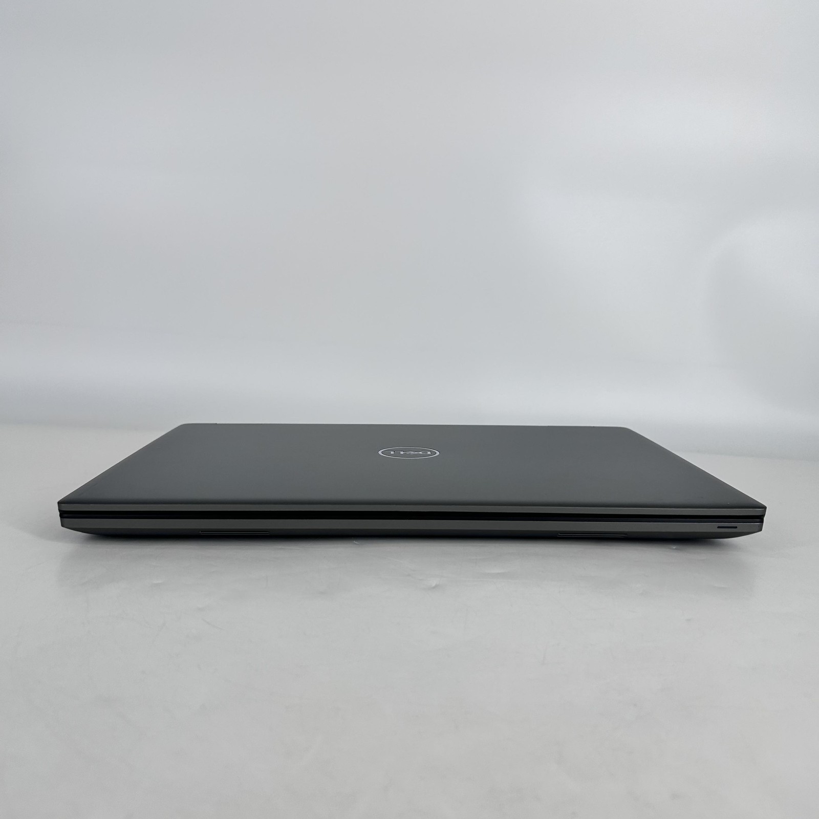 Dell Precision 7680 16 FHD 2.1 GHz i7-13850HX 64GB 1TB SSD RTX A1000 Very Good