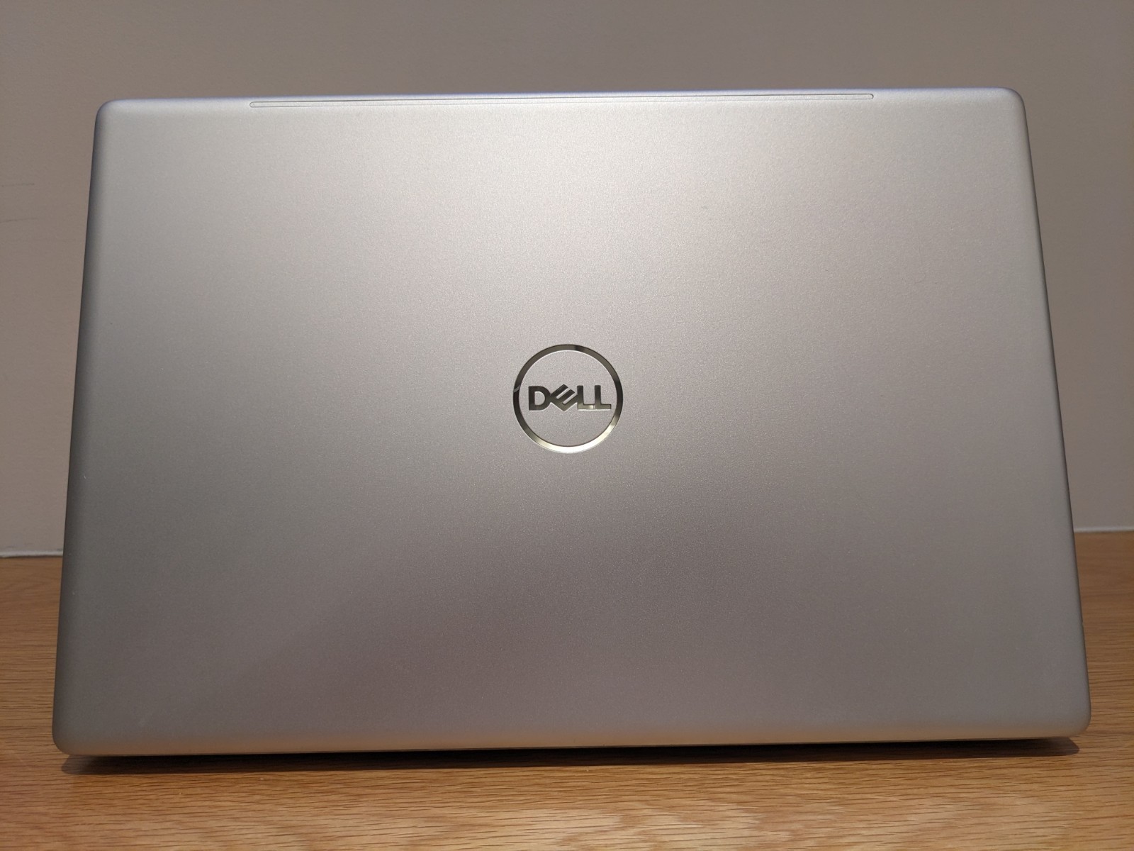 Dell Inspiron 7573 15″ – i7-8550U – 16GB RAM – MX130 – 1.2GB Storage *NEW BATT*