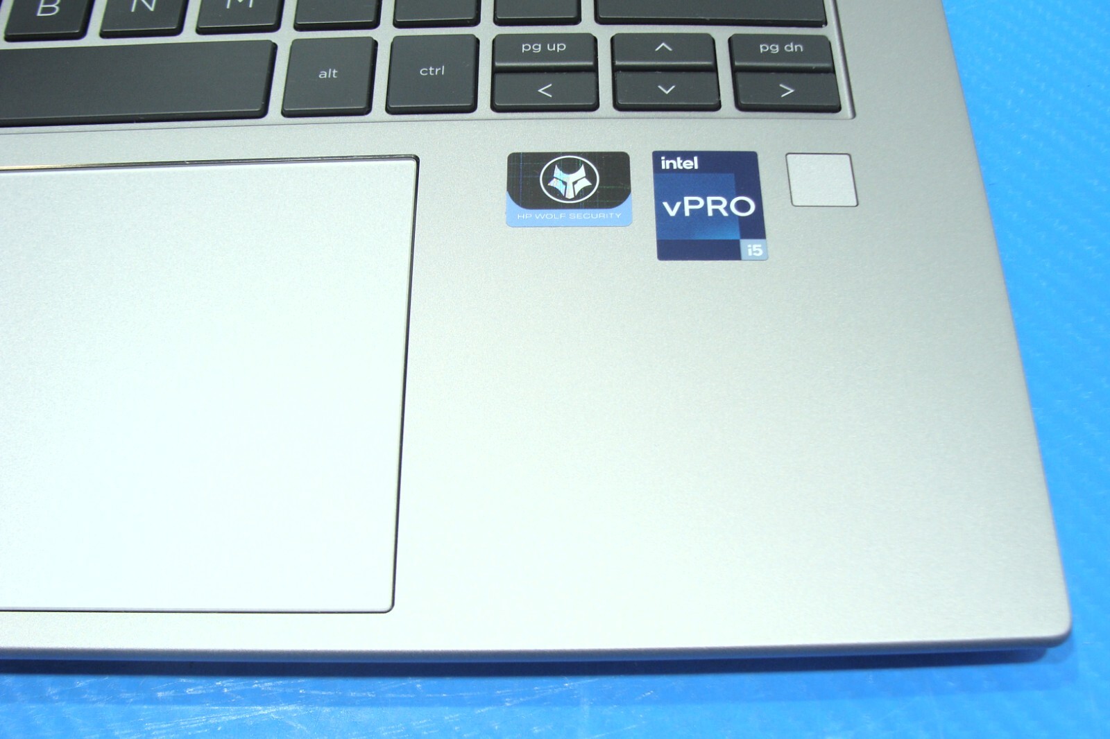 HP ZBook Firefly G9 14″ FHD+ Workstation i5-1250P 16GB 256GB SSD Warranty 2025
