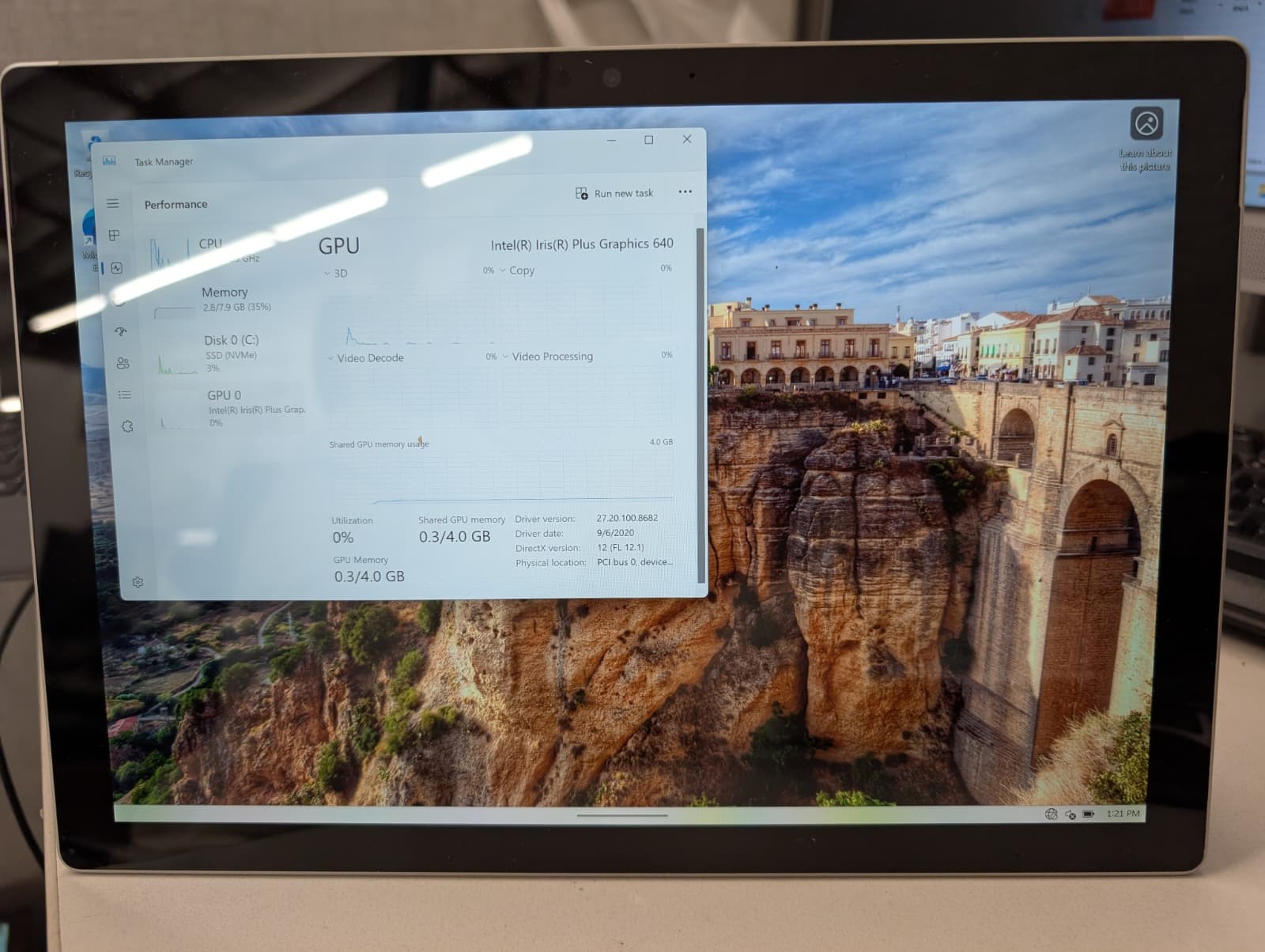 Microsoft Surface PRO 1796 Intel Core i7-7660U 2.5GHZ 8GB 256GB SSD Win11 Pro