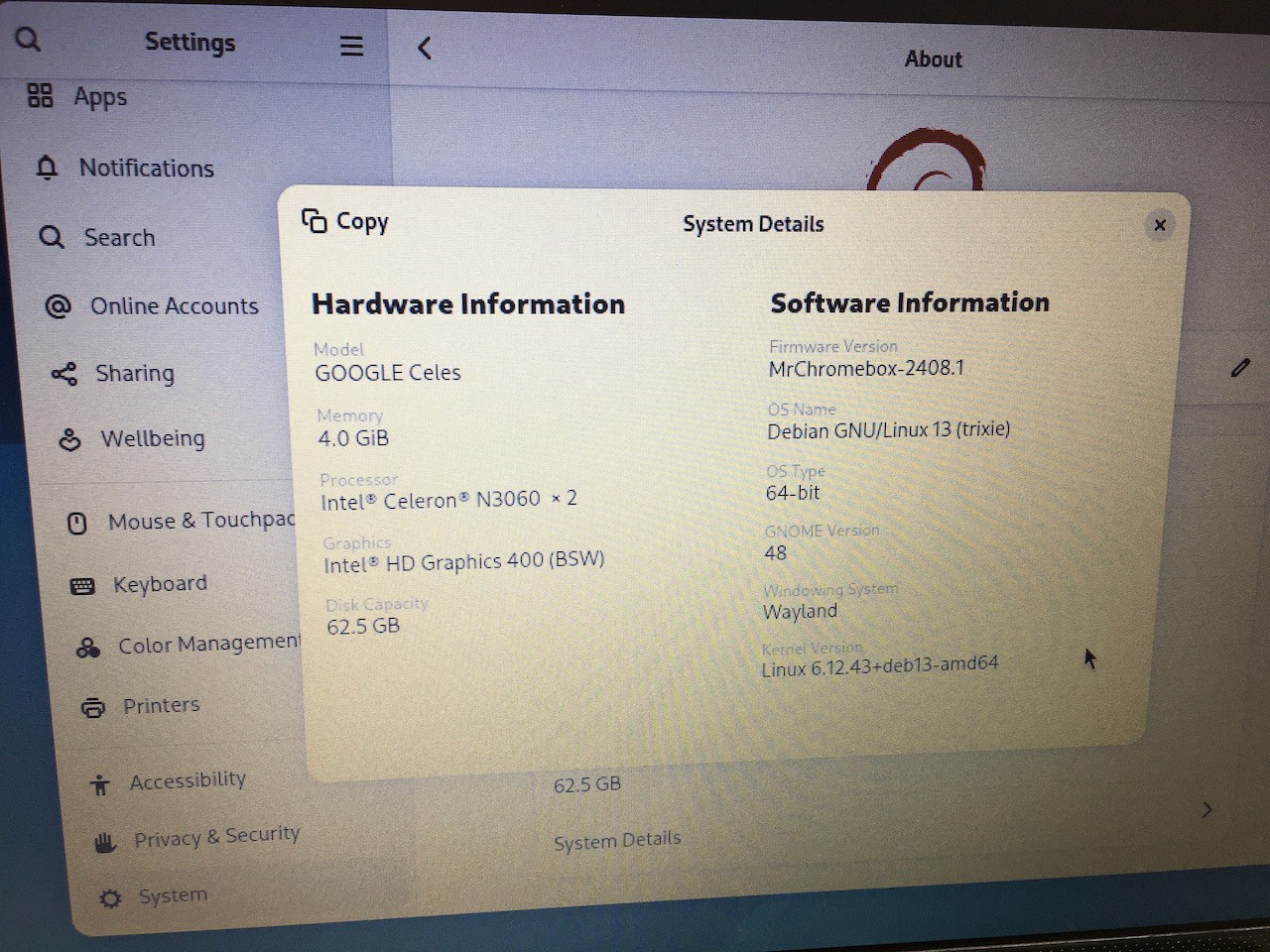 Samsung 11.6″ XE500C13-K06US Linux Debian 13 laptop 4GB RAM 64GB eMMC w/ power