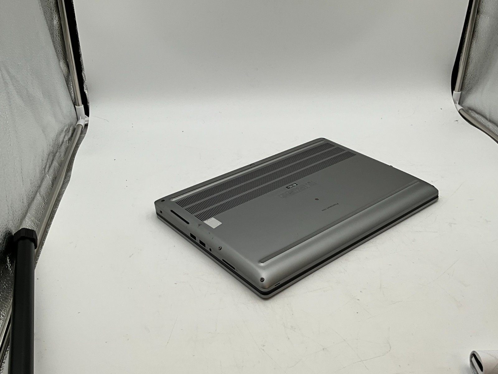 DELL Precision 7550 i7-10750H 2.70gh 16gb NO DRIVE T1000 15.6″ LAPTOP CZ9C8G3