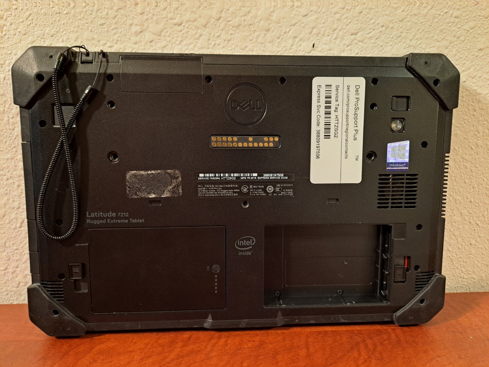 Dell Latitude 7212 Rugged Tablet i7-8650U, 16GB/256GB, Win 11, Charger, Battery