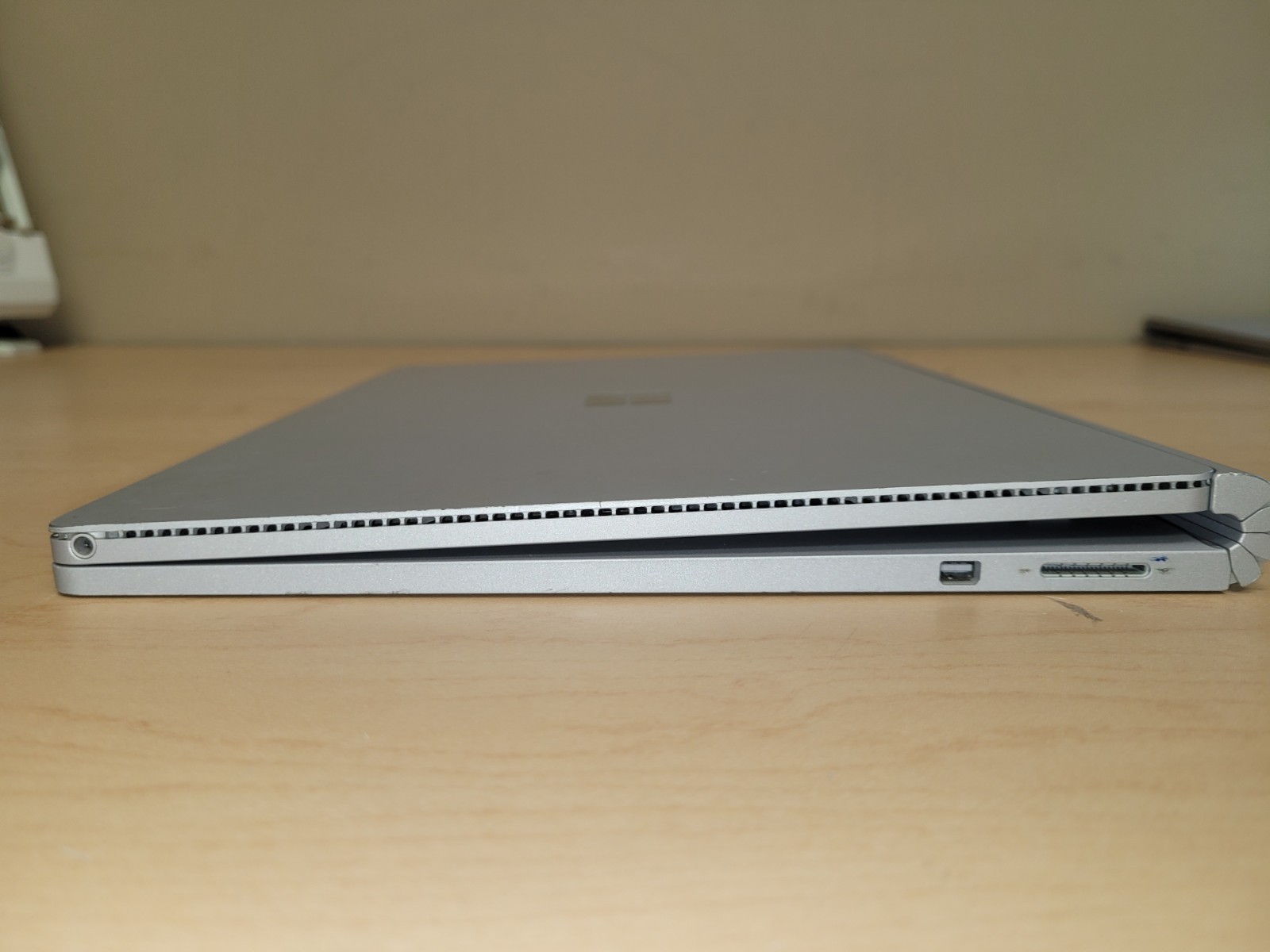 Lot of 2 Microsoft Surface Book 13.5″ Laptop Intel Core i5-6300U 2.40GHz 8GB RAM