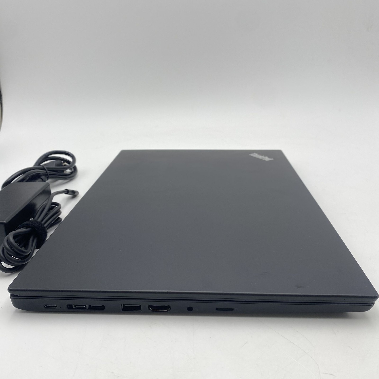 Lenovo ThinkPad P53s I7-8565U 8GB RAM 256GB SSD Batt: 79%