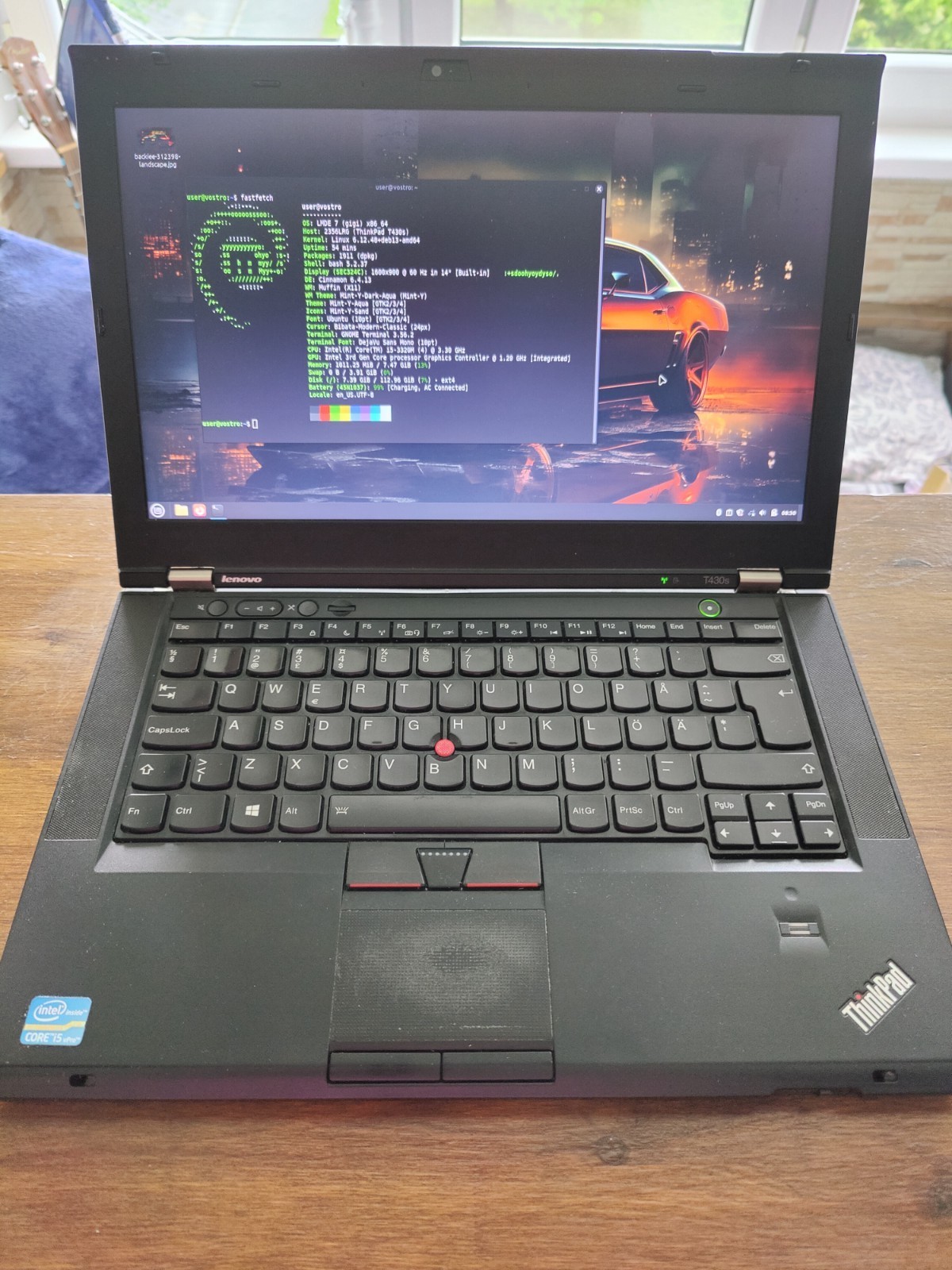 Lenovo Thinkpad T430s Laptop – 128gb SSD, 8gb RAM, Linux