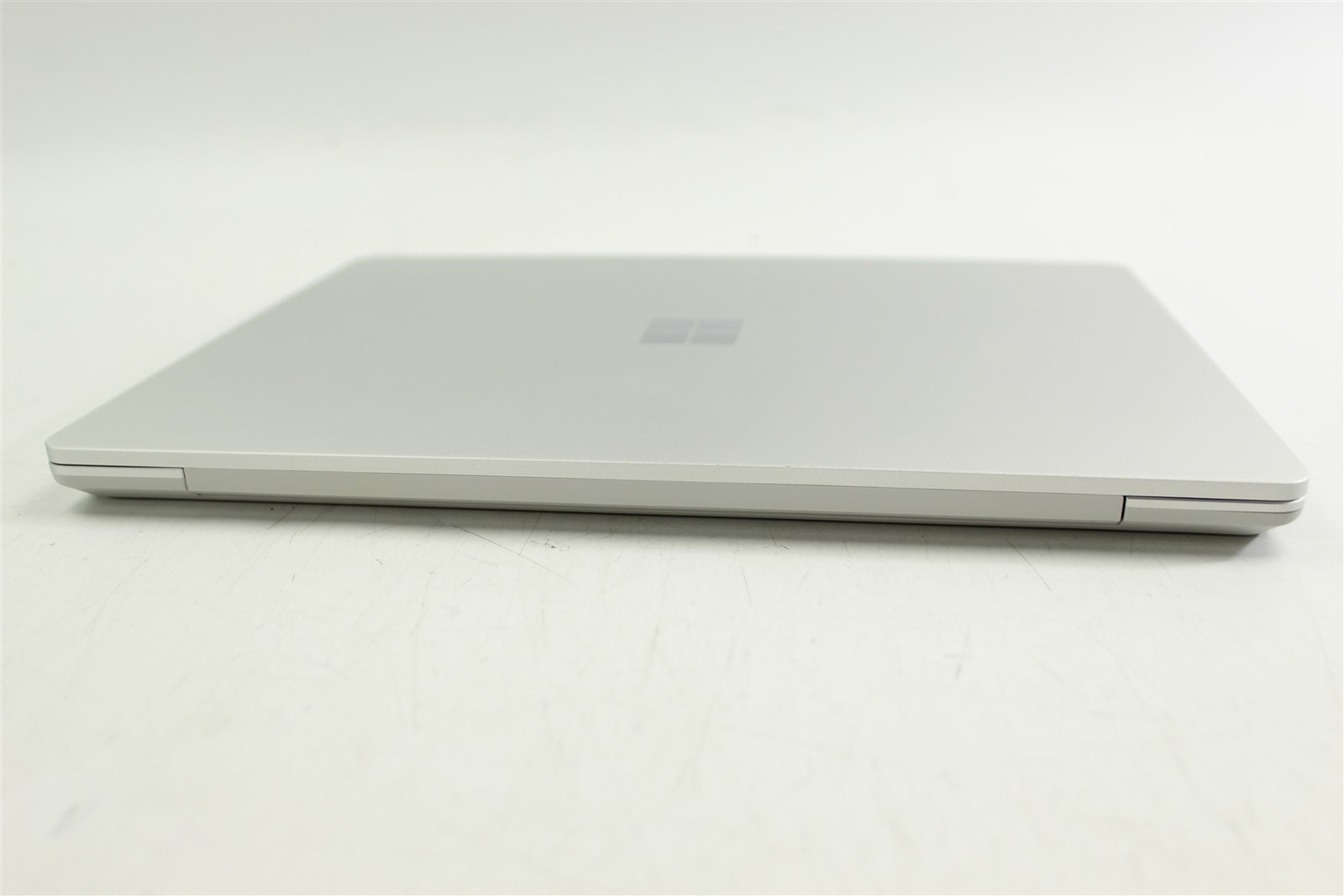 Microsoft Surface Laptop Go 2 2013 12.4″ i5-1135G7 256GB SSD 16GB RAM W11H