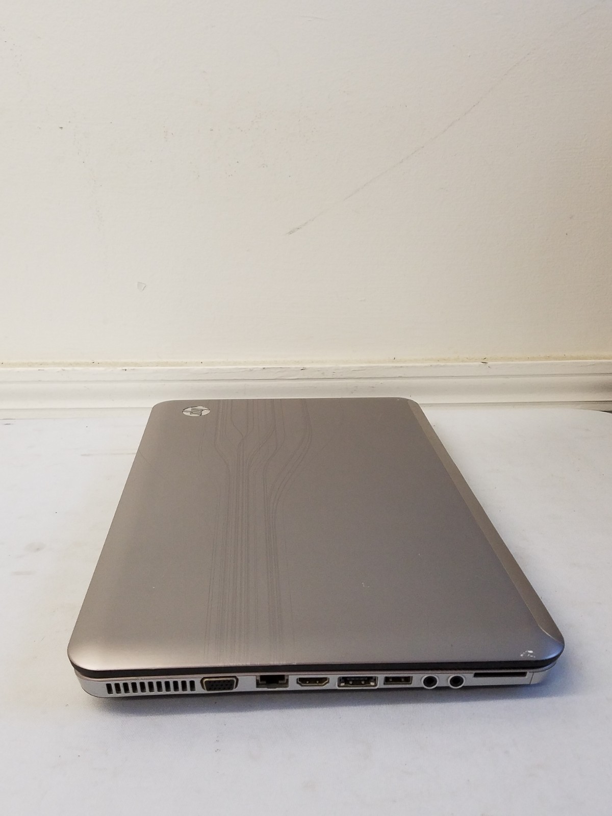 HP Pavilion dv6 Laptop – Intel i3-M350 – 4GB RAM – 500GB HDD – Windows 10
