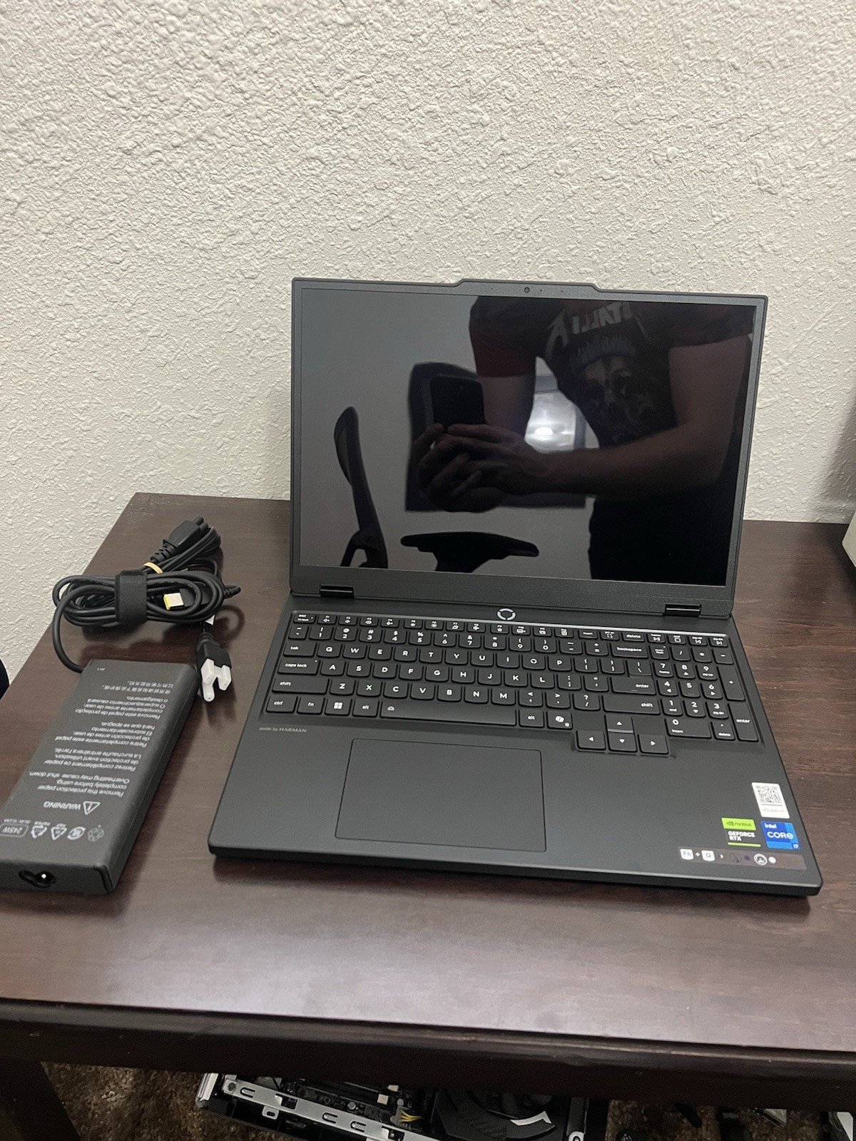 NEW Lenovo Legion 5 OLED 15IRX10 RTX 5070 i7-14700HX 16GB RAM 1TB 165Hz Laptop