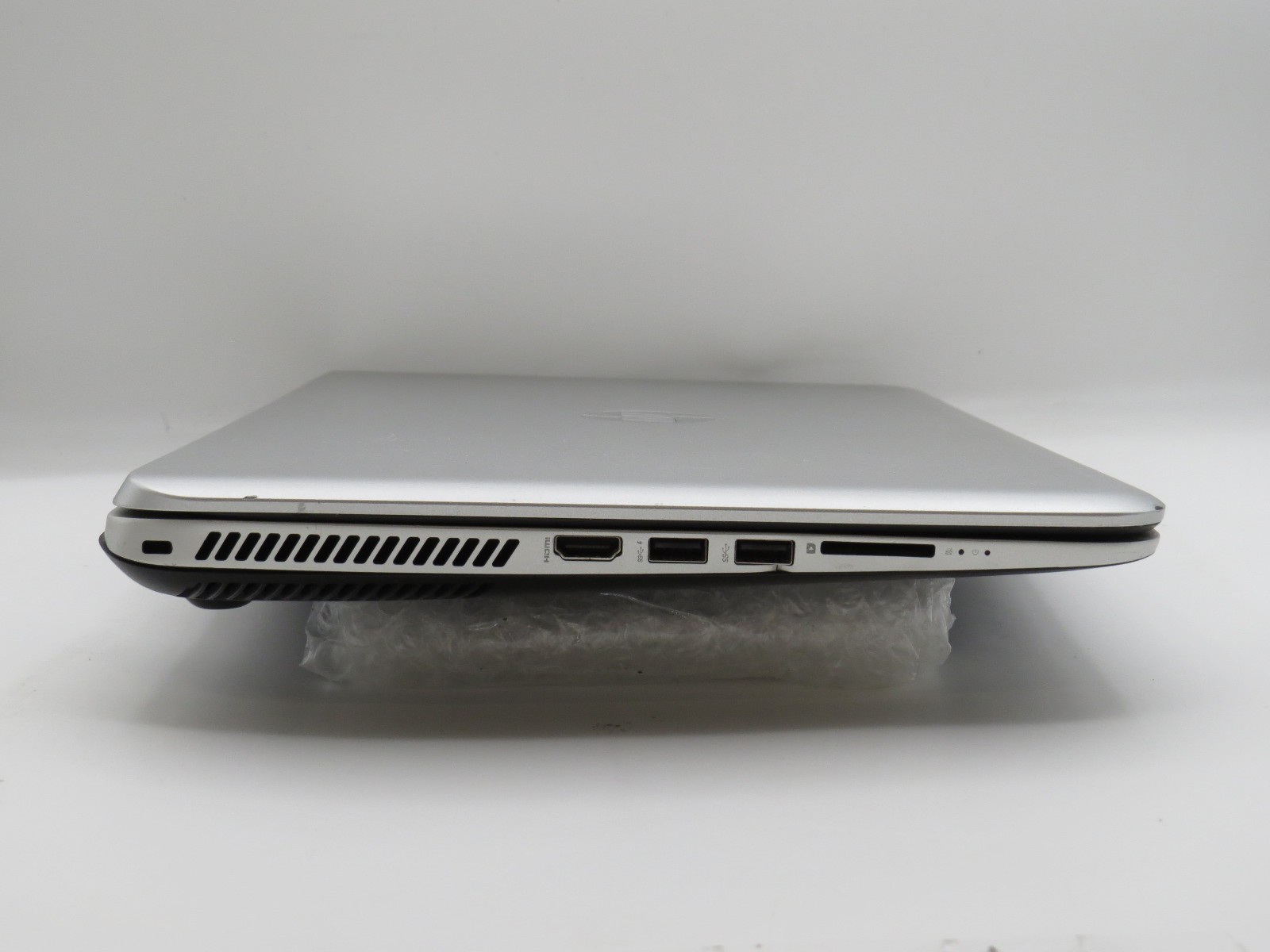 HP Envy M6 i5-4210m @ 2.6 8GB DDR3 256GB SATA SSD 15″ touch No OS