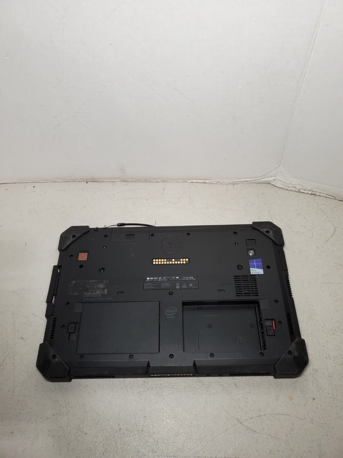 Dell Latitude 12 Rugged 7202 11.6″ M-5Y71 8GB RAM 256GB SSD WIN10 NO BATTERY #69