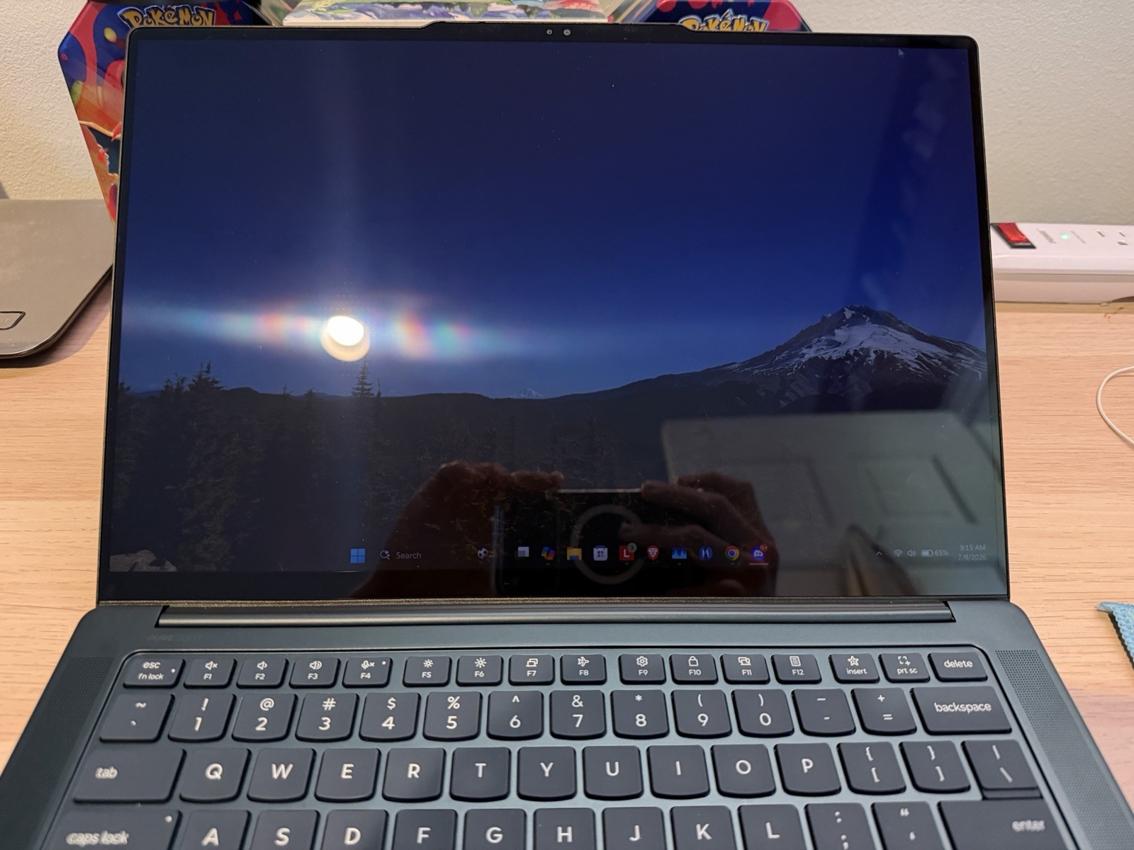 Lenovo Yoga Slim 7x 14.5” OLED Touch 32GB/1tb Snapdragon X Elite Win 11 Pro