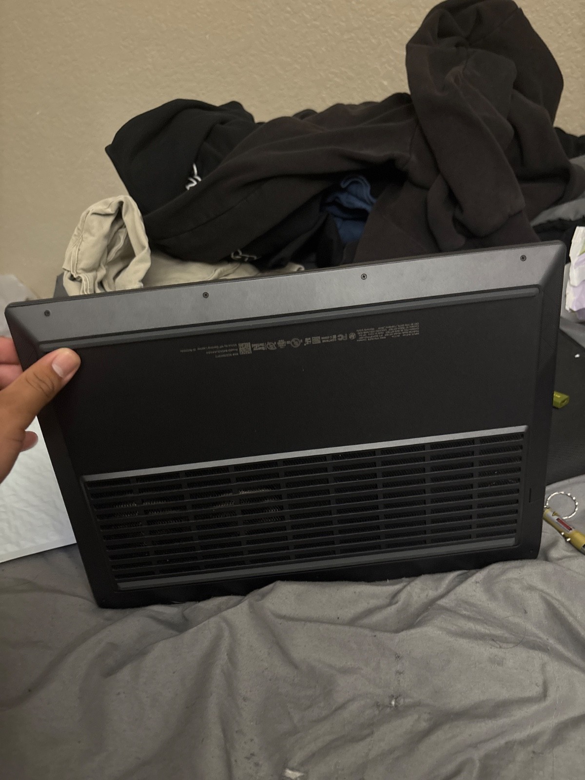 HP Victus 15.6″ (512GB SSD, AMD Ryzen 5 7000 Series, 4.55 GHz, 8GB) Gaming…