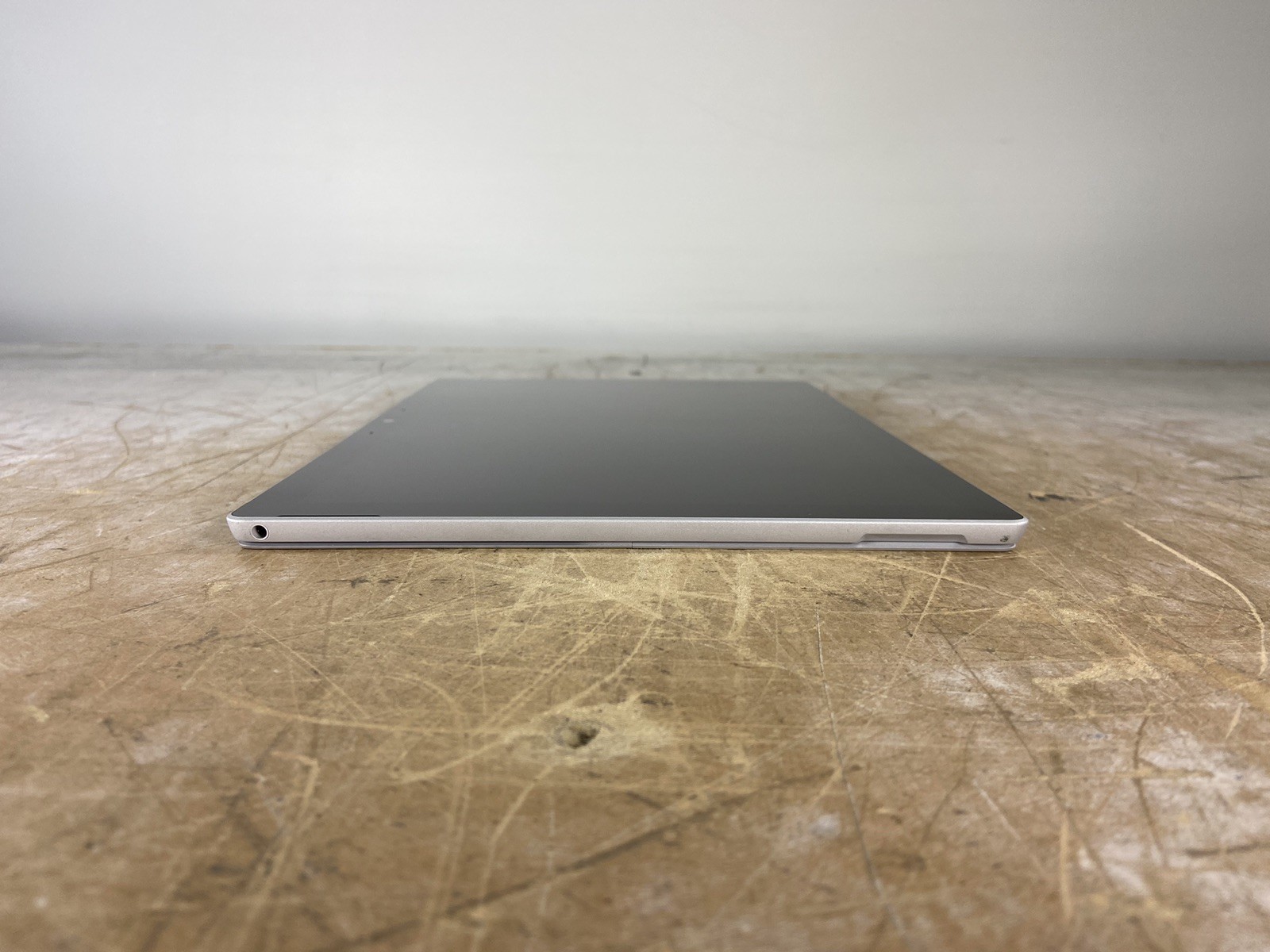MICROSOFT SURFACE PRO 7+ (1960) i7-1165G7 @ 2.80GHz, 16GB RAM, NO HDD/OS