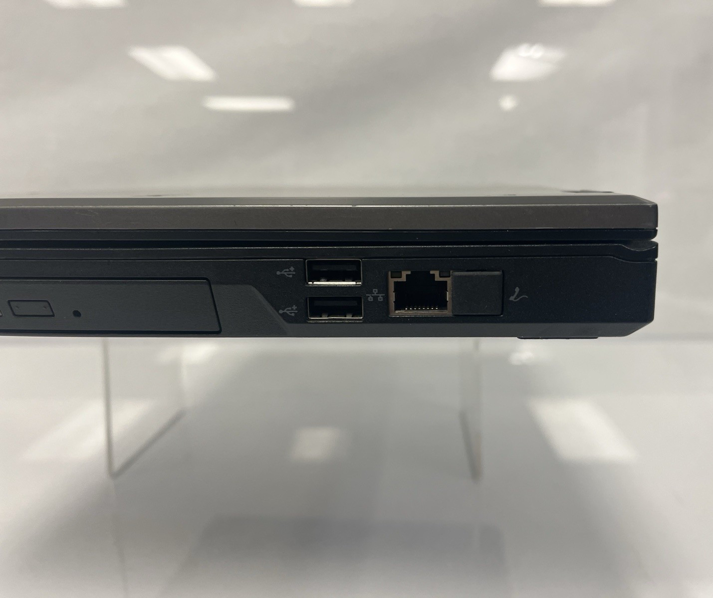 Dell Latitude E5410 i5 M 520 2.40GHz 4GB RAM 160GB HDD NO OS
